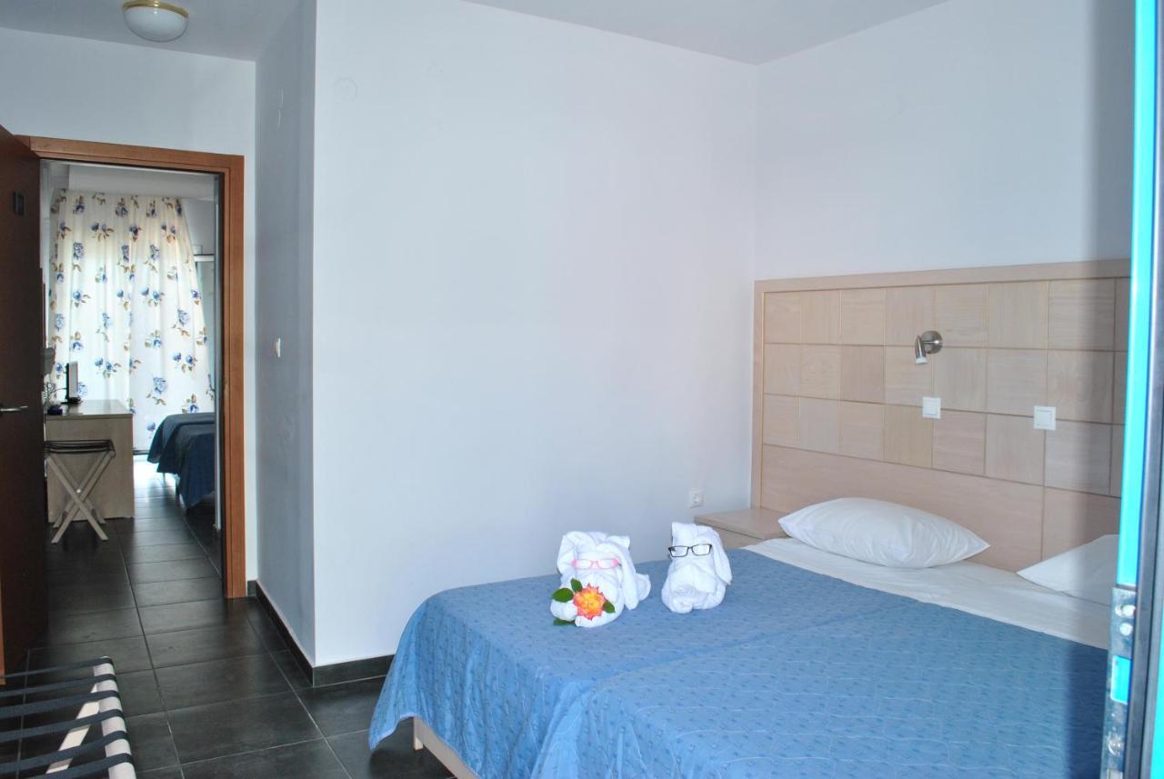 Hotel Aris Tolo Bagian luar foto